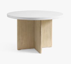 Get the Look: Cayman Outdoor Dining Table + Encinitas Chair Set