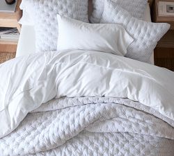 Carter Striped Quilt