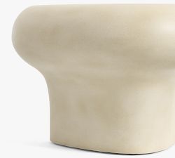 Vila Concrete Round Outdoor Side Table (24")