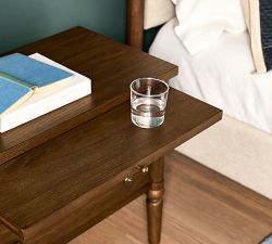 Chris Loves Julia Modern Traditional Nightstand (28")