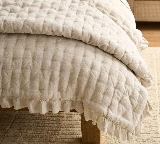 Belgian Flax Linen Ruffle Tufted Quilt