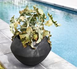 Porto Outdoor Planters