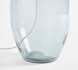 Sullivan Glass Table Lamp (22")