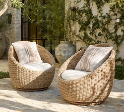 Huntington Petite Wicker Swivel Outdoor Papasan