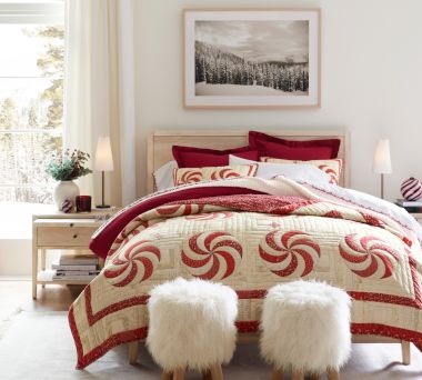 Rylee Peppermint Bedroom