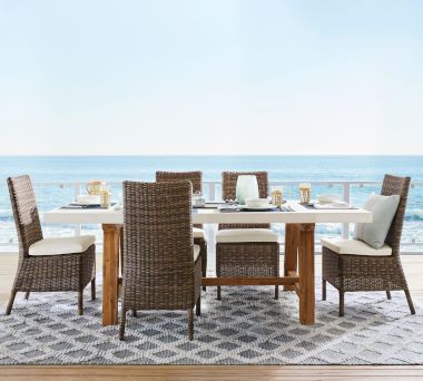 Capitola Torrey Outdoor Dining