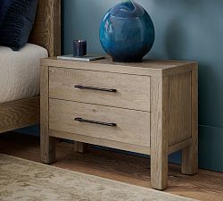 Finn Nightstand (31")