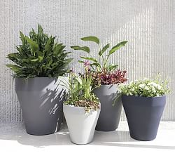 Annika Self-Watering Lightweight Planters