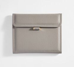 Quinn Makeup Brush Storage