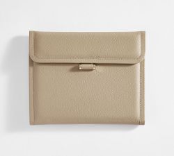 Quinn Makeup Brush Storage