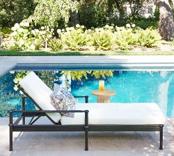 Ellis Metal Outdoor Single Chaise