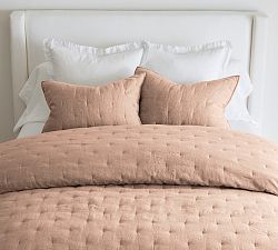 Open Box: Belgian Flax Linen Tufted Quilt, Full/Queen - Rosewood Blush