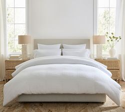 Westwood Fin Upholstered Bed