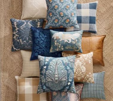 Pillows &amp; Decor
