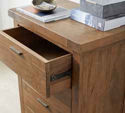 Reed 4-Drawer Dresser (28.5")