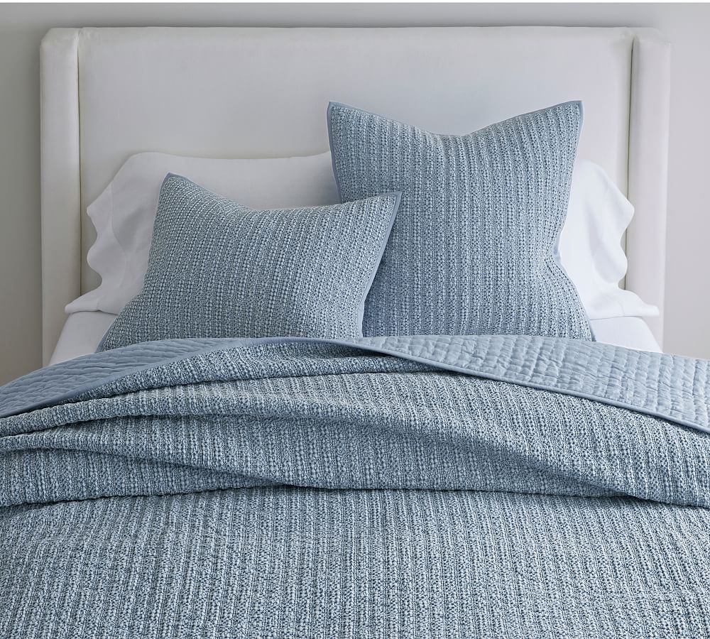 King Honeycomb Quilt in Color Chambray (Blue)
