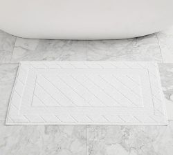 Monique Lhuillier Easton Bath Mat