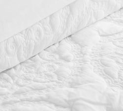 Medallion Washed Cotton Quilt &amp; Shams