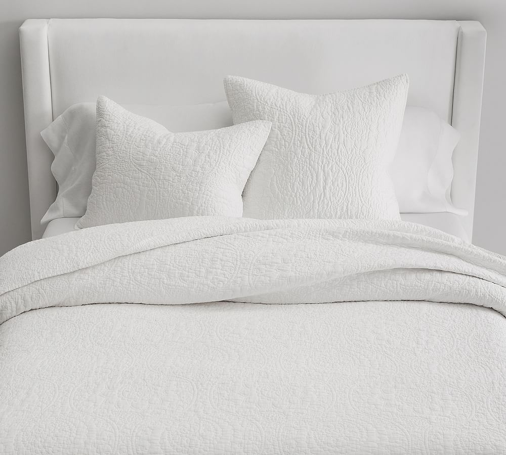 Belgian Flax Linen Floral Stitch Quilt - White, King/Cal. King