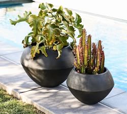 Porto Outdoor Planters
