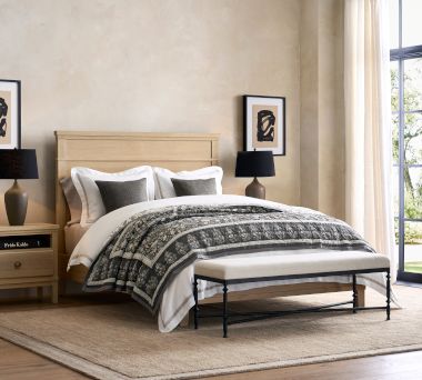 Carolina Bette Bedroom