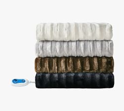 Beautyrest® Heated Faux Fur Throw