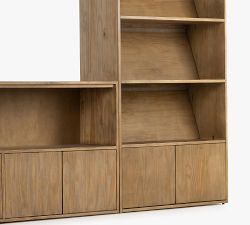 Braemar Entertainment Center