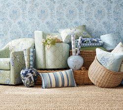 Kravet Grand Vase Wallpaper Sample