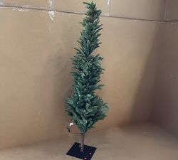 Open Box: Lit Pine Tree (6') - Green