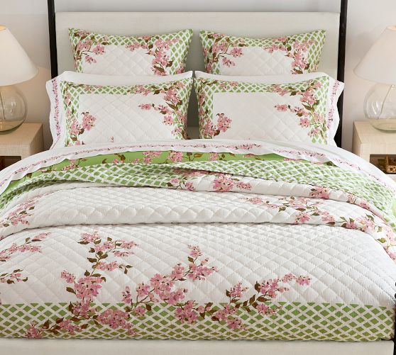 Monique Lhuillier Garden Trellis Quilt