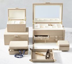 Quinn Small Leather Jewelry Box - Foil Debossed