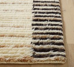 Everlee Rug Swatch - Free Returns Within 30 Days