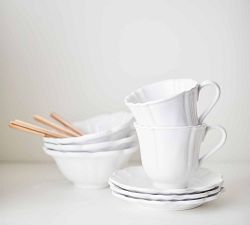 Monique Lhuillier Juliana Scalloped 16-Piece Dinnerware Set