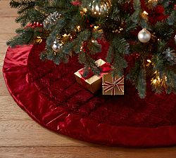 Shiny Velvet Quilted Tree Skirt - Red