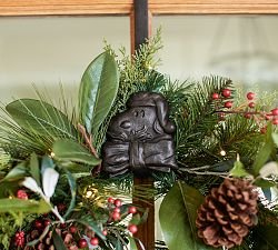 Peanuts™ Wreath Holder