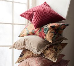 Amela Floral Print Pillow Cover