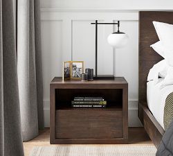 Callahan Milk Glass Table Lamp (22")