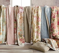 Elora Floral Print Duvet Cover &amp; Shams
