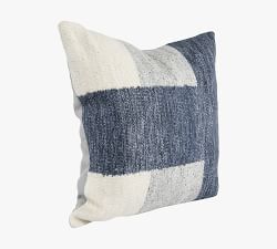 Laurel Textured Pillow Cover