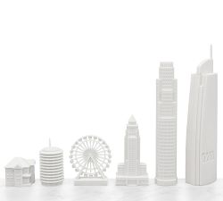 East Coast vs West Coast Chess Set