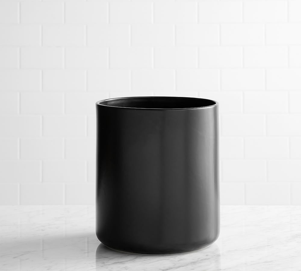 Matte Black Porcelain - Trash Can