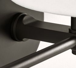 Everett Metal Triple Sconce (24")