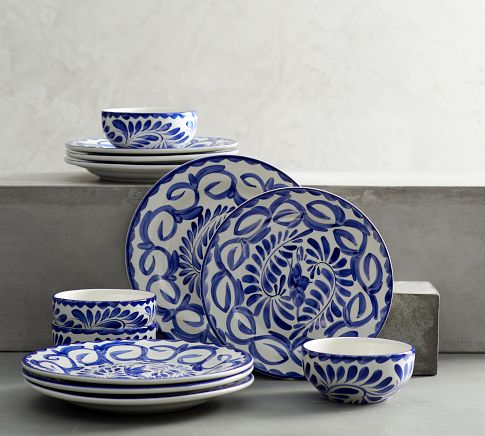 Puebla Porcelain 12-Piece Dinnerware Set, Blue
