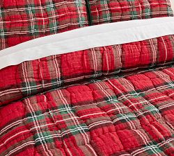 Stewart Plaid Cloud Quilt