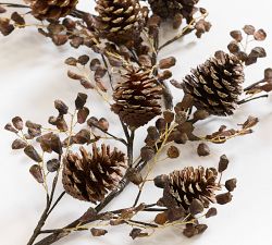 Woodland Pinecone Garland
