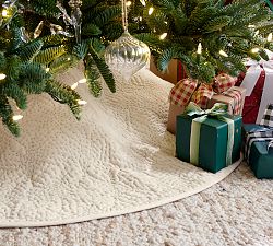 Floral Quilted Velvet Tree Skirt