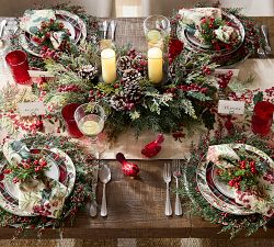 Holly Berry Embroidered Cotton/Linen Table Runner