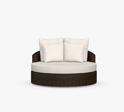 Torrey Wicker Round Swivel Outdoor Daybed