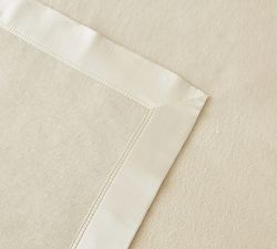 Maizy Silk Fleece Throw With Satin Border