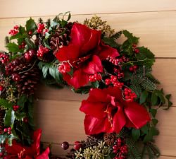 Lit Faux Amaryllis Twiggy Holiday Wreath &amp; Garland